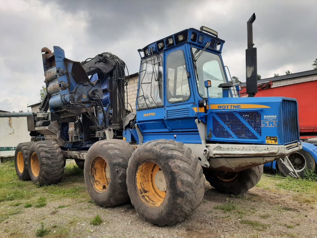 Mobiilne hakkur Bruks 805
